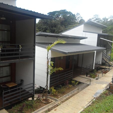 Ayana Holiday Resort Kampong Kundassan Eksteriør billede