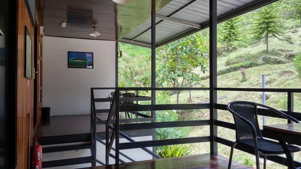 Ayana Holiday Resort Kampong Kundassan Eksteriør billede