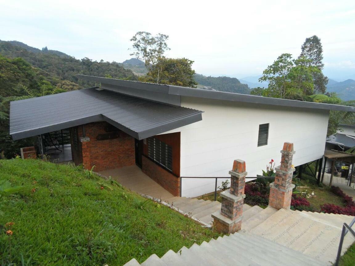 Ayana Holiday Resort Kampong Kundassan Eksteriør billede