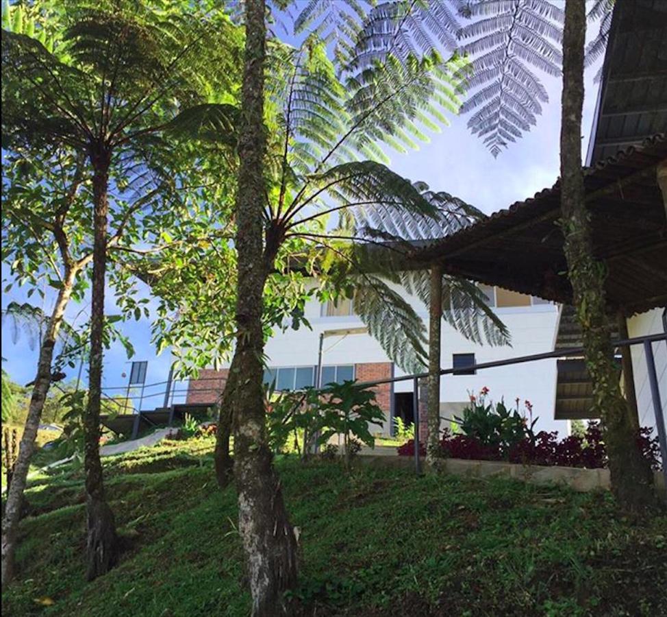 Ayana Holiday Resort Kampong Kundassan Eksteriør billede